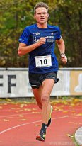 Spedition EBERL Sportler Julian Erhardt gewinnt den 31. Trostberger Alzauenlauf